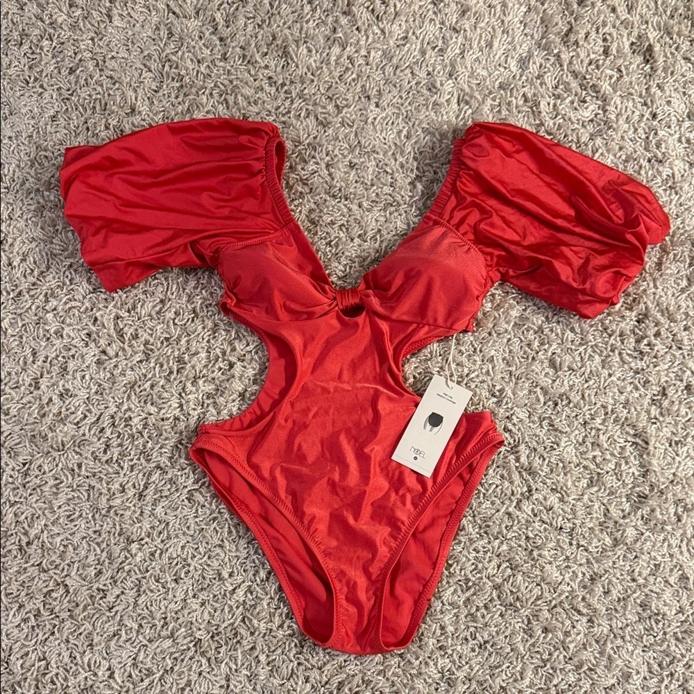 Noel pink High Leg Swimsuit size M NWT